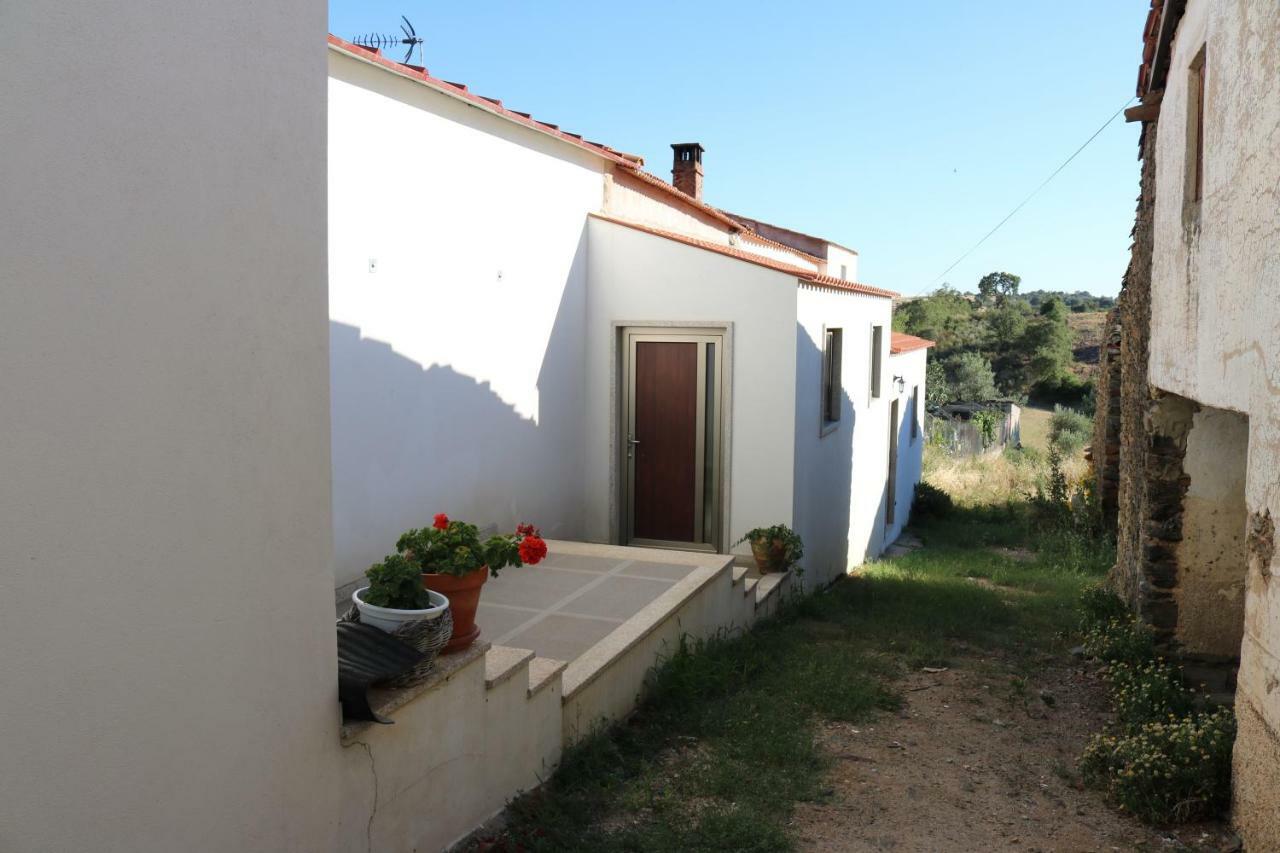 Casa Do Regedor Guest House Palacoulo ภายนอก รูปภาพ